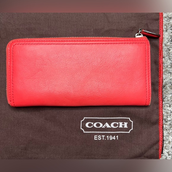 COACH wallet - Picture 2 of 5